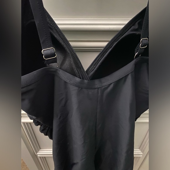 Fantasized• Black• One Piece Swimsuit• Size 20W•Adjustable Straps•Light Padding - Picture 3 of 6